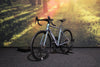 SMARAGDGREY/PRISM 56cm 2026